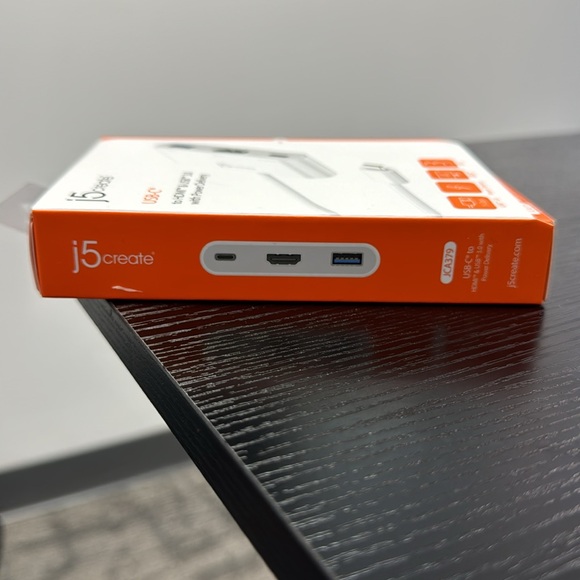 Brand New j5 create usb-c displayport - Picture 2 of 3